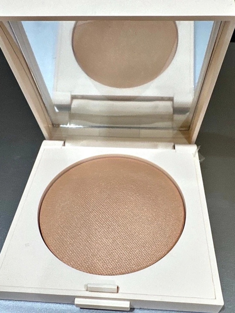 Laura Mercier Real Flawless Luminous Perfecting Pressed Powder BNNB